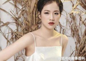 越南当红男明星,魅力四溢，星光熠熠