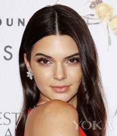 哪些女明星戴假发,盘点那些戴假发的女明星